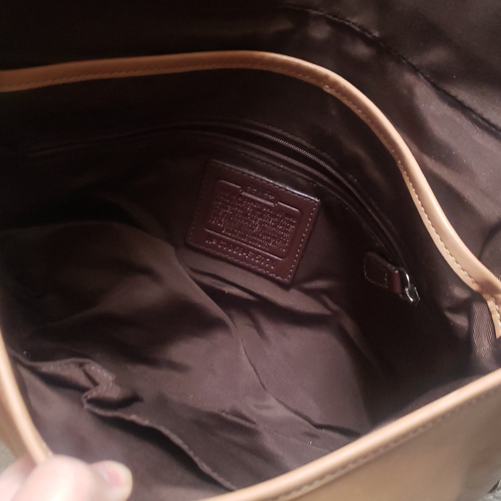 Vintage Coach Legacy Leather Shoulder Bag - Picture 5 of 8